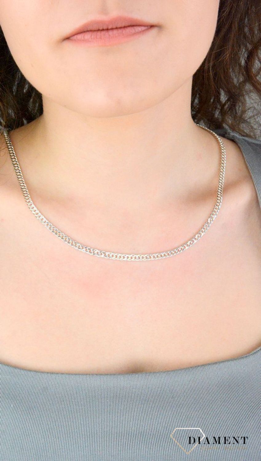 Łańcuszek srebrny rombo próba 925, DIA-LAN-12521-925 4mm Efektowny splot, który przez swoją uniwersalną strukturę jest idealną bazą do rozmaitych wisiorków oraz dodatków.1.jpg